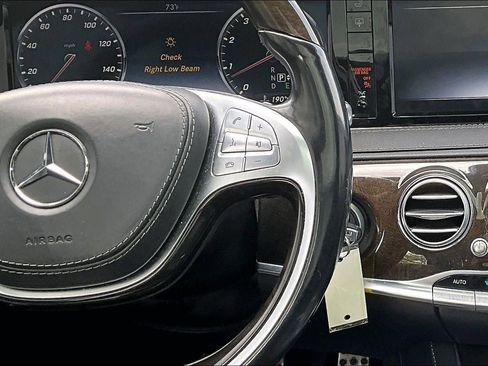 Used 2016 Mercedes-Benz S 550 Sedan image 17
