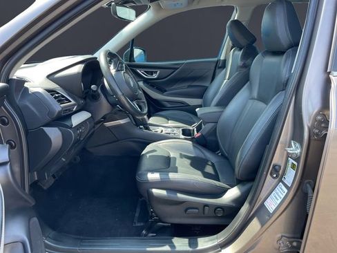 Used 2023 Subaru Forester Limited AWD/4WD image 9