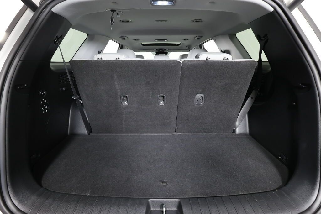 Used 2022 Hyundai Palisade SEL w/ 8P Bench Seat Package AWD/4WD image 19