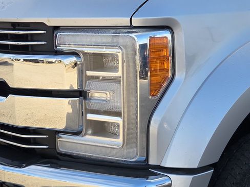 Used 2019 Ford F450 Lariat w/ Lariat Ultimate Package image 4