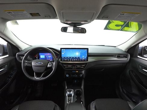 Used 2023 Ford Escape SE image 7