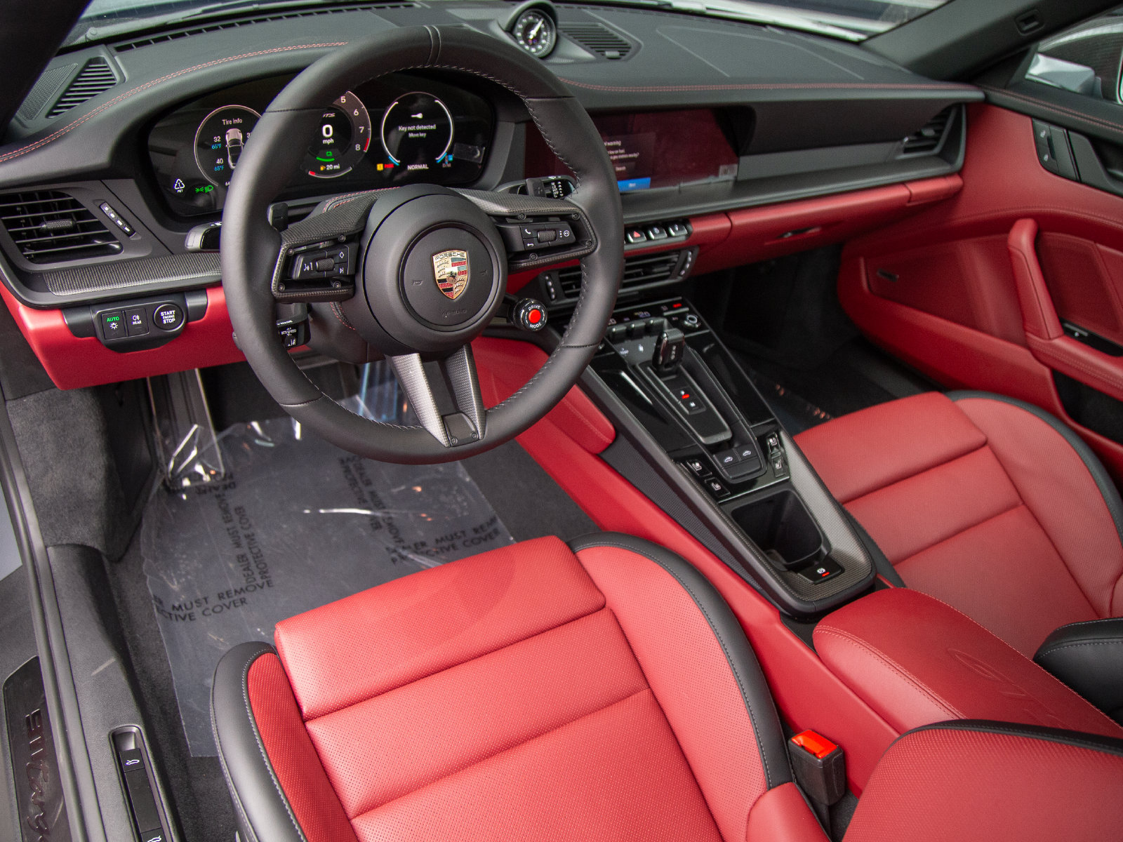 Certified 2025 Porsche 911 Targa 4 GTS AWD/4WD image 4