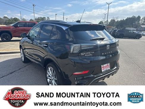 Used 2024 Buick Encore GX Avenir w/ Avenir Convenience Package image 5