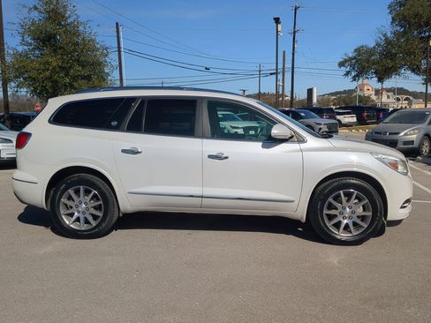 Used 2017 Buick Enclave Leather image 2