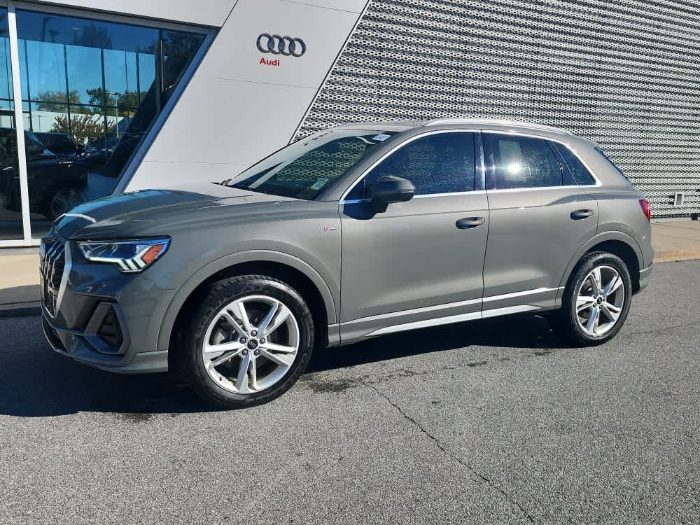 Used 2024 Audi Q3 2.0T Premium AWD/4WD image 1