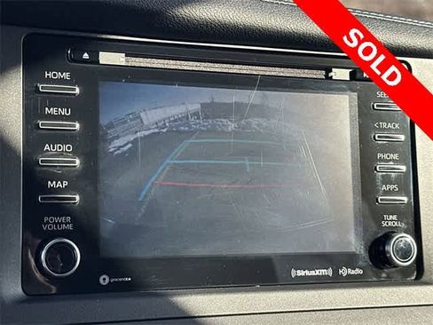 Used 2020 Toyota Sienna XLE image 14