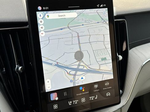 New 2026 Volvo XC60 T8 Ultra w/ Protection Package Premier image 18