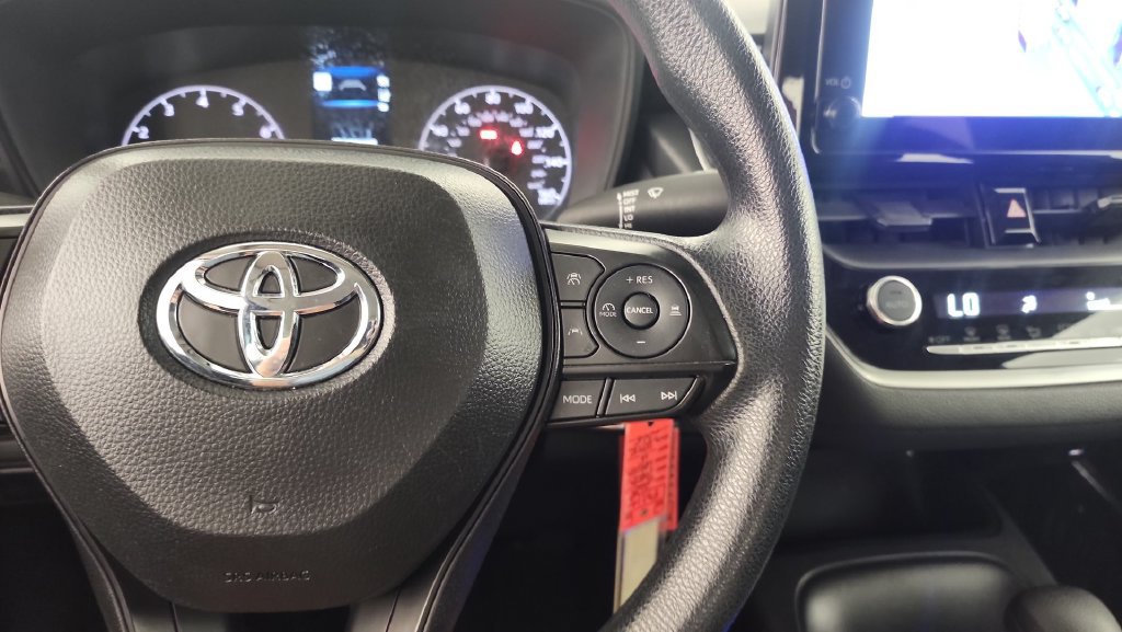 Used 2024 Toyota Corolla LE FWD image 18