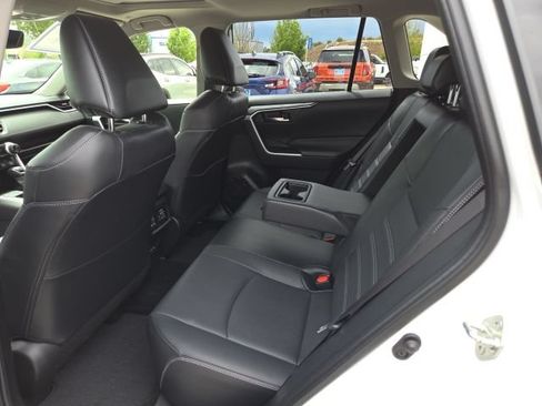 Used 2023 Toyota RAV4 XLE Premium AWD/4WD image 18