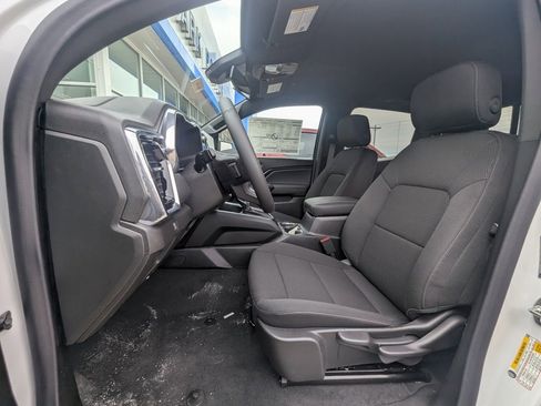 New 2026 GMC Canyon Elevation image 13