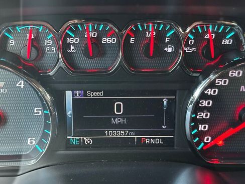 Used 2018 Chevrolet Silverado 1500 LT w/ Texas Edition image 23