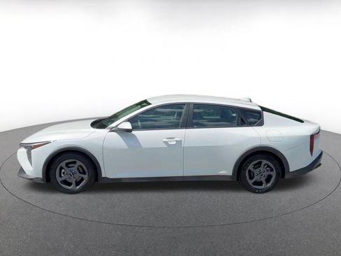 Used 2025 Kia K4 FWD image 7