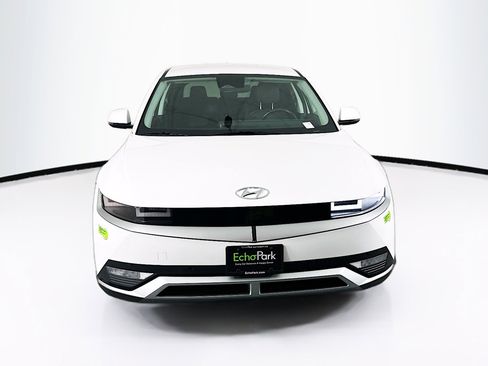 Used 2023 Hyundai Ioniq 5 SEL image 2