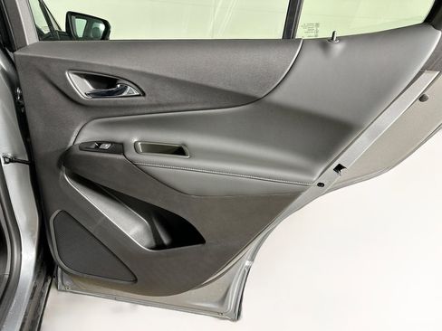 Used 2024 Chevrolet Equinox Premier image 29