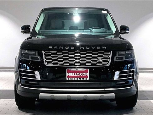 Used 2021 Land Rover Range Rover SV Autobiography Dynamic image 12