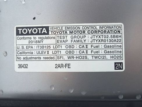 Used 2018 Toyota RAV4 LE w/ All Weather Liner Package AWD/4WD image 26