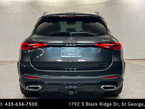 Used 2026 Mercedes-Benz GLC 300 4MATIC image 4