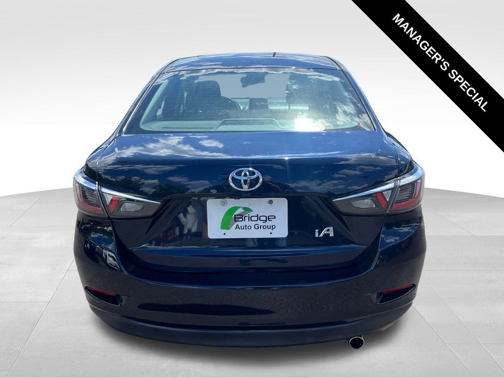 Used 2017 Toyota Yaris iA FWD image 6