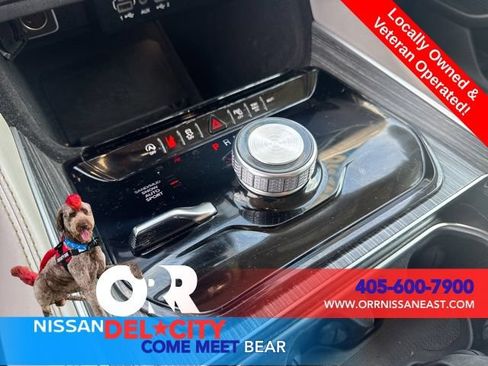 Used 2024 Jeep Wagoneer L Series II w/ Flexible Seating Group AWD/4WD image 28