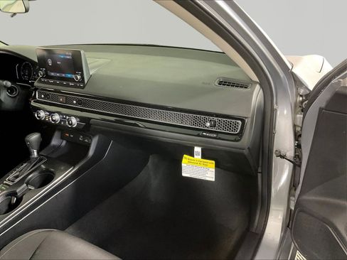 Used 2023 Honda Civic LX image 25
