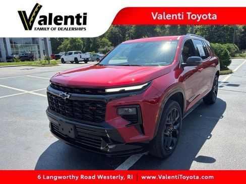 Used 2025 Chevrolet Traverse RS AWD/4WD image 1
