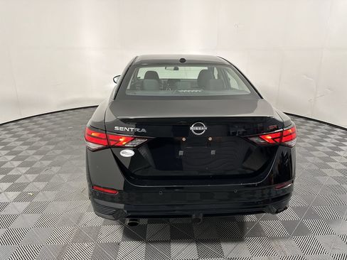 Used 2025 Nissan Sentra SR FWD image 19