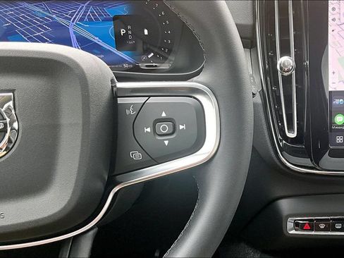 New 2026 Volvo XC40 B5 Core AWD/4WD image 13