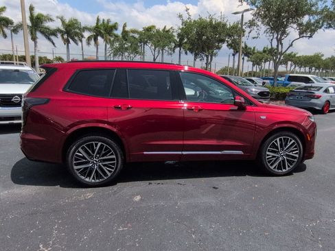 Used 2024 Cadillac XT6 Sport AWD/4WD image 3