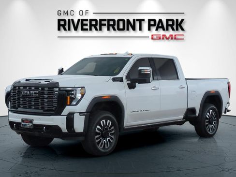 Used 2025 GMC Sierra 2500 Denali Ultimate AWD/4WD image 7
