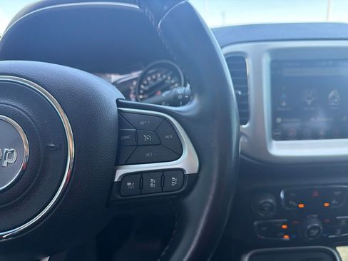Used 2020 Jeep Compass Latitude FWD image 13