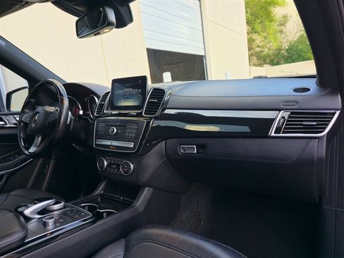 Used 2017 Mercedes-Benz GLS 550 4MATIC w/ Driver Assistance Package image 23