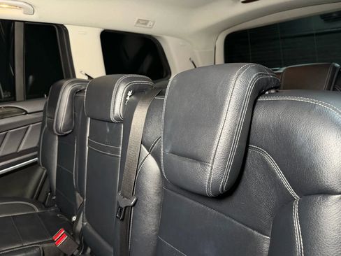 Used 2016 Mercedes-Benz GL 550 GL 550 4MATIC Sport Utility 4D image 25