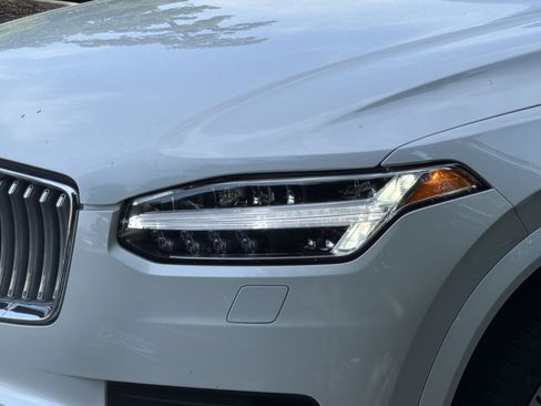 Certified 2025 Volvo XC90 B6 Ultra w/ Protection Package AWD/4WD image 3