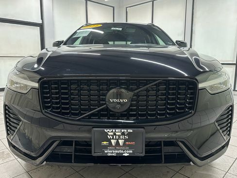 Used 2024 Volvo XC60 B5 Ultimate w/ Protection Package Premier image 12