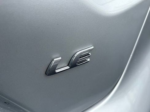 Used 2024 Toyota Corolla LE FWD image 7