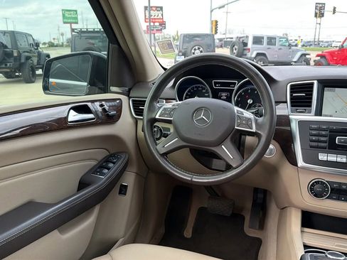 Used 2015 Mercedes-Benz ML 350 4MATIC image 66