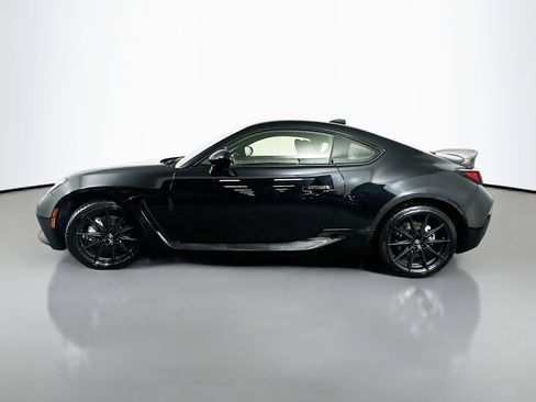 Used 2023 Toyota GR86 Premium image 4