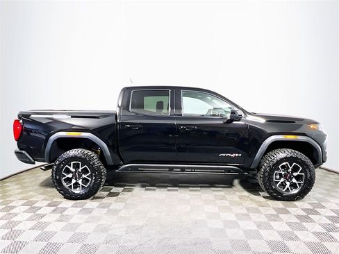 Used 2024 GMC Canyon AT4X image 9