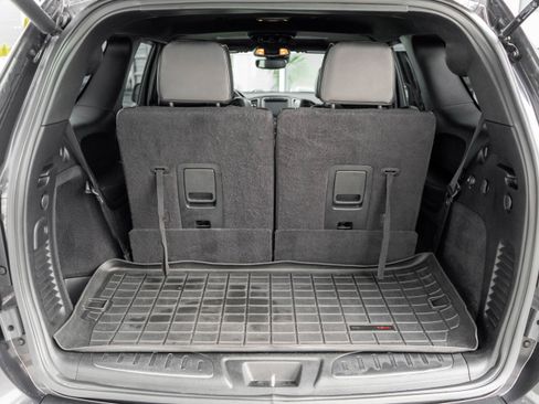 Used 2018 Dodge Durango SRT w/ SRT Interior Appearance Group image 41