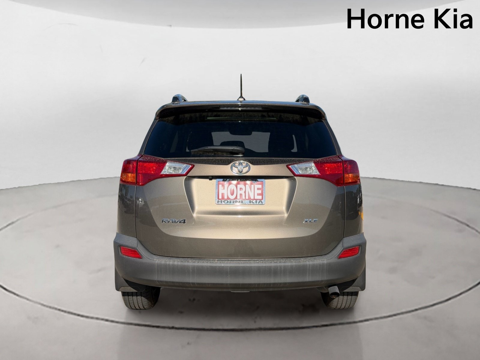 Used 2014 Toyota RAV4 XLE FWD image 5