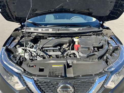 Used 2022 Nissan Rogue Sport SL image 32