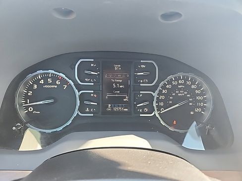 Used 2018 Toyota Tundra Limited image 13