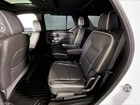 Certified 2023 Chevrolet Traverse Premier image 19