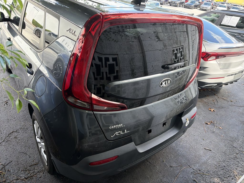 Used 2020 Kia Soul LX FWD image 6