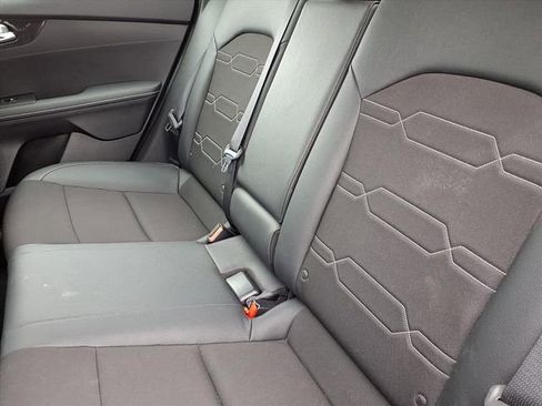 Used 2024 Kia Forte GT-Line w/ GT-Line Premium Package image 5