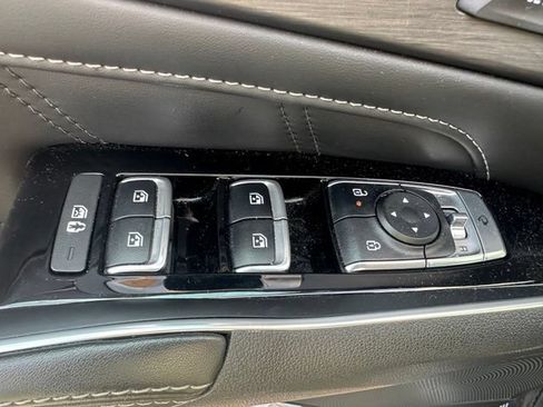 Used 2025 Kia Sorento SX Prestige AWD/4WD image 12