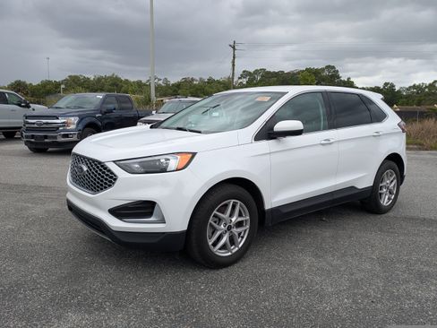 Used 2023 Ford Edge SEL AWD/4WD image 8