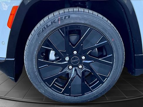 New 2025 Jeep Wagoneer S Launch Edition AWD/4WD image 8