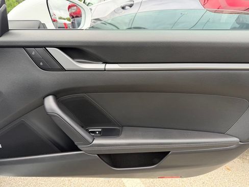 Used 2023 Porsche 911 Targa 4S AWD/4WD image 26