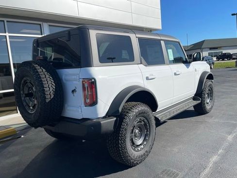 New 2025 Ford Bronco Outer Banks w/ Sasquatch Package image 15